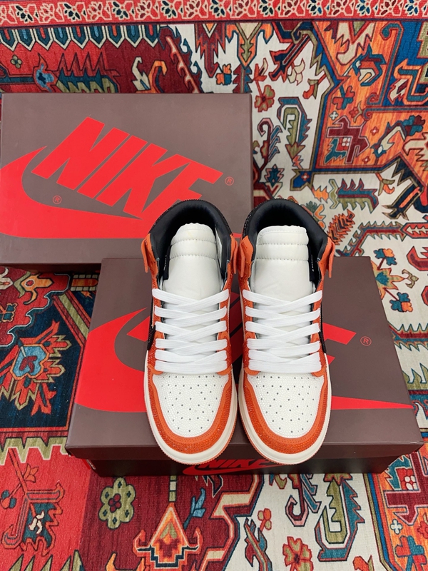 ナイキ靴背面デザイン